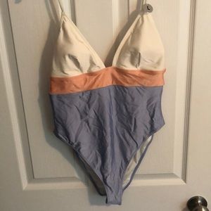 Color-block swimsuit